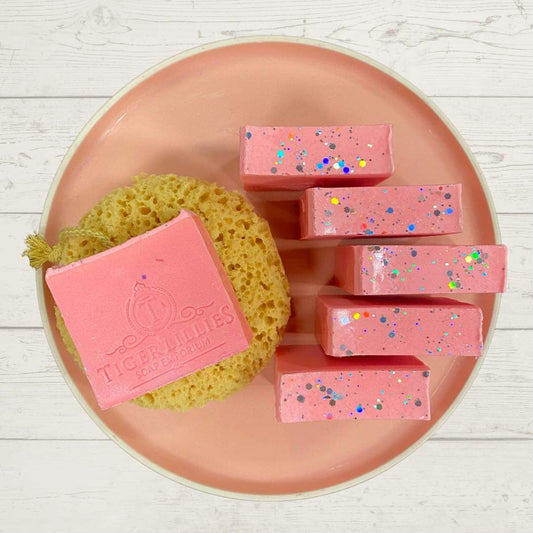 VIVA BLUSH HOMEADE SOAP