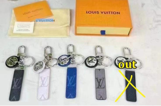 PREORDER ELL KEYCHAINS W/BOX