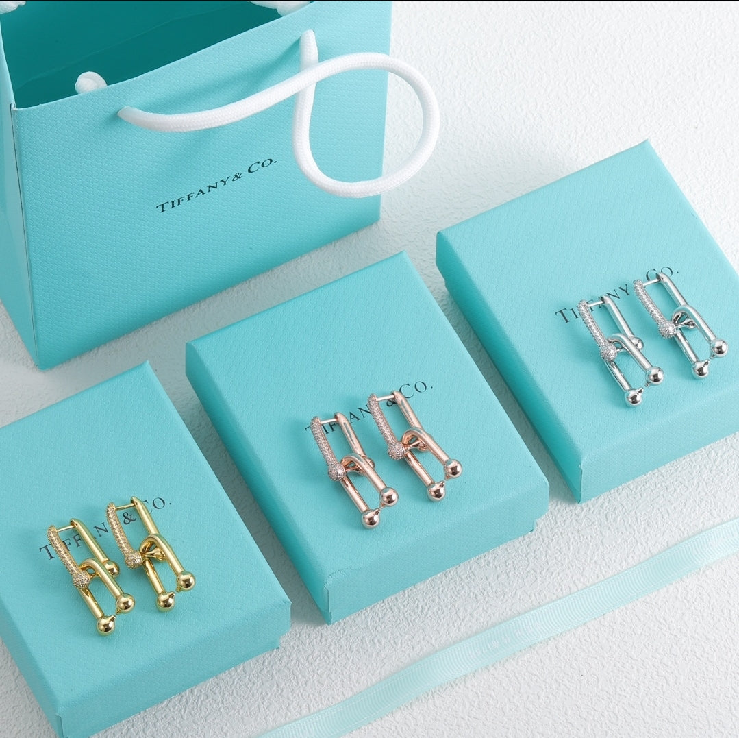 tif link earrings