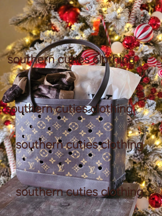 Boujee Christmas Basket With Bag - Large throw blanket - and beanie