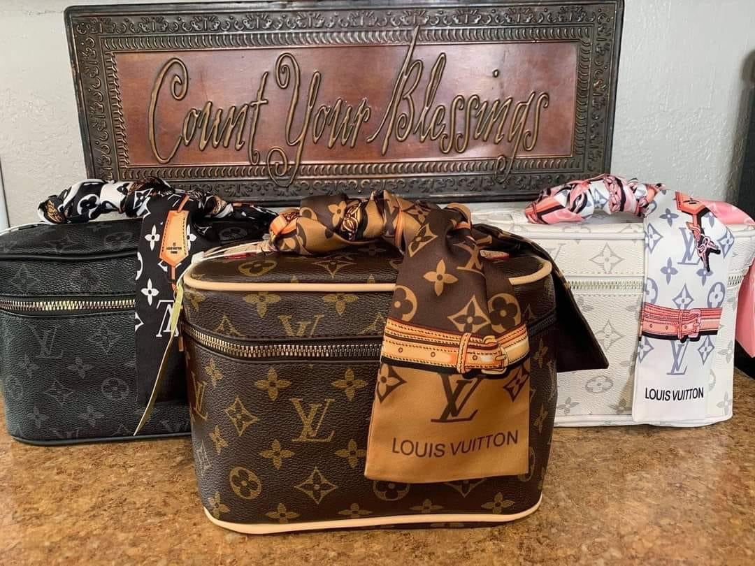 Monogram Monday  L makeup bag