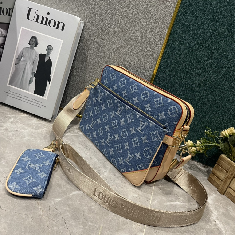 Denim crossbody bag set