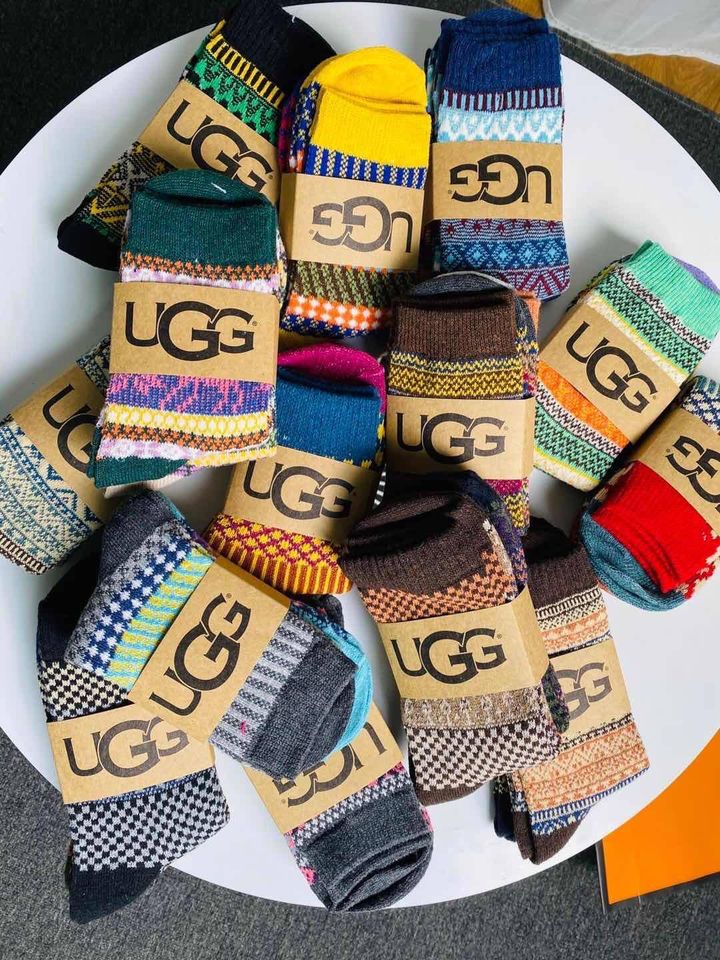 u g g 5 pk. socks with packaging random colors - these are SO SO NICE