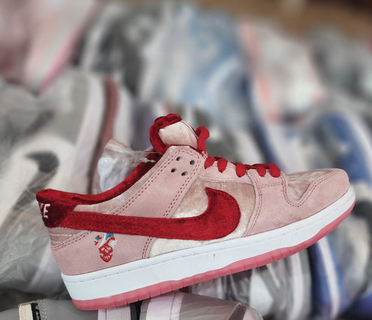 PREORDER Love Edition Dunks size 7.5