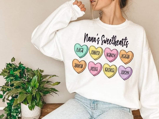 ____’s SWEETHEARTS GRAPHIC PULLOVER