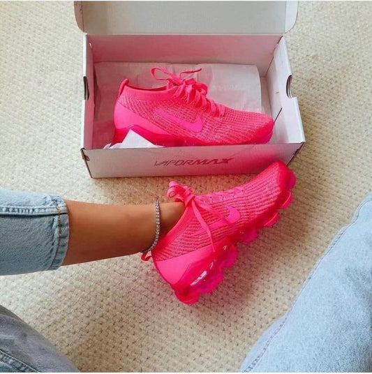 PREORDER VAPOR MAX HOT PINK